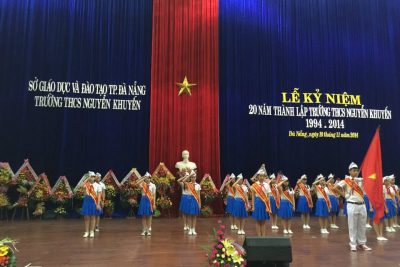 LỄ KỈ NIỆM 20 NĂM THÀNH LẬP TRƯỜNG THCS NGUYỄN KHUYẾN (1994-2014)